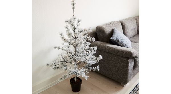 Konstgjord lärkträd i kruka, 1,2 x 0,7 m, m/snö og ljus - 