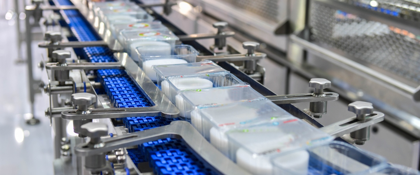 Blå plader fremstillet i PE og POM