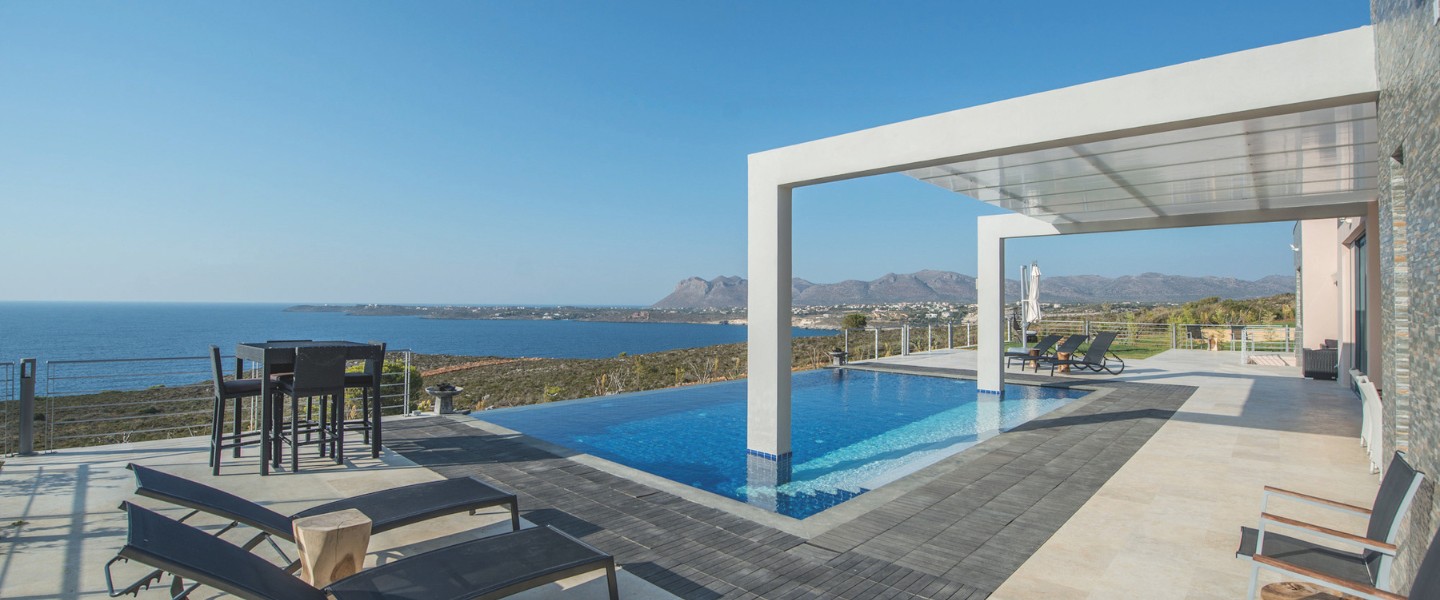 Termotak i polykarbonat till lyxvilla i Grekland